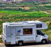 Camping-Fernseher: Lieblingsfilme unterwegs genießen