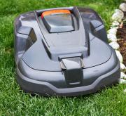 Mähroboter: Effiziente Helfer für einen gesunden Rasen